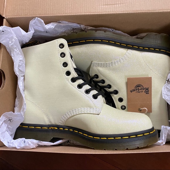 Dr martens glitter boots - Picture 6 of 7